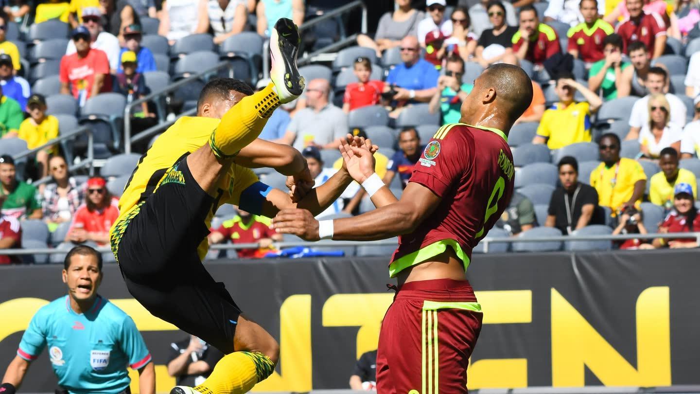 史诗级（足球）牙买加比拼爱沙尼亚赛事直播切换-独家新闻