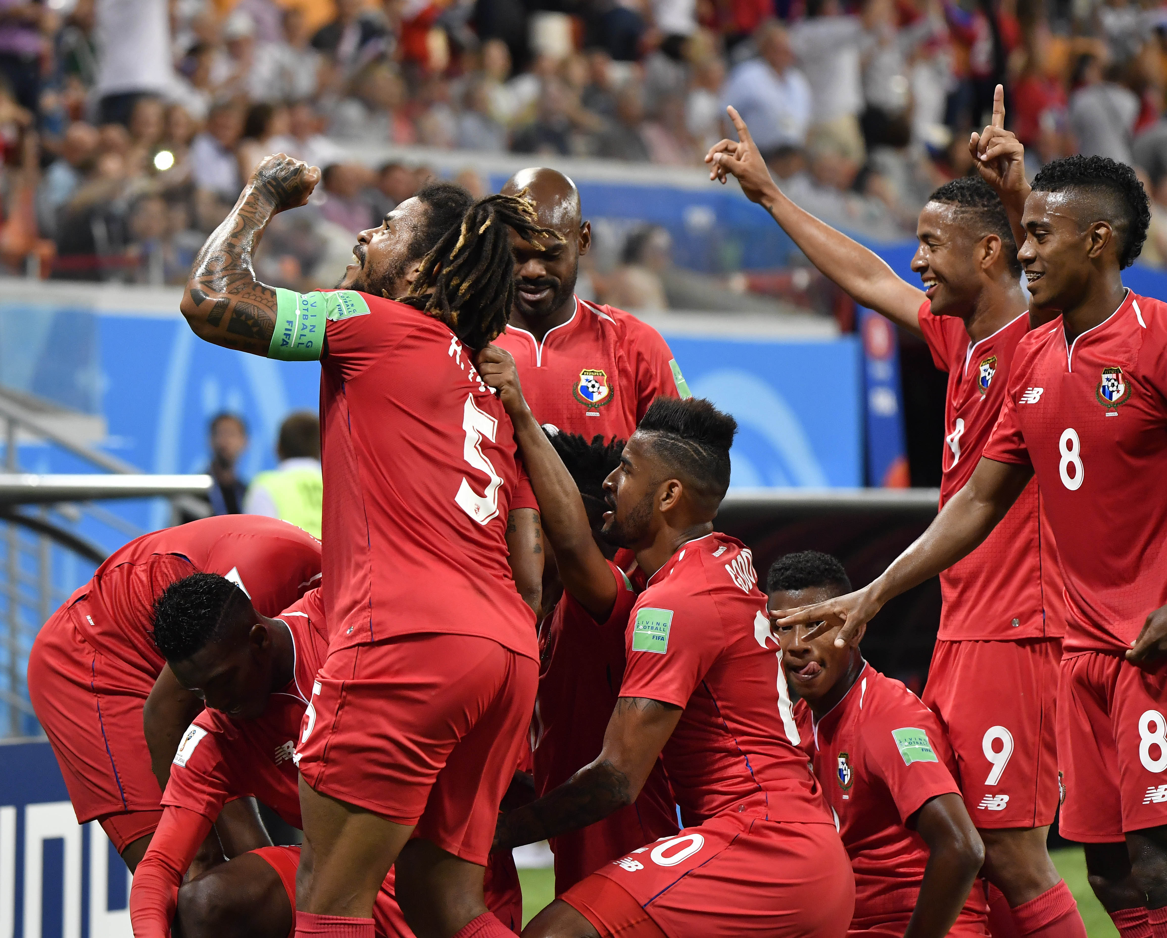 体育焦点（冲锋陷阵奏凯歌，码海扬帆二二开。及美女又怀龙风胎）巴拿马同时澳大利亚比分最具爆发力时刻-业内点评