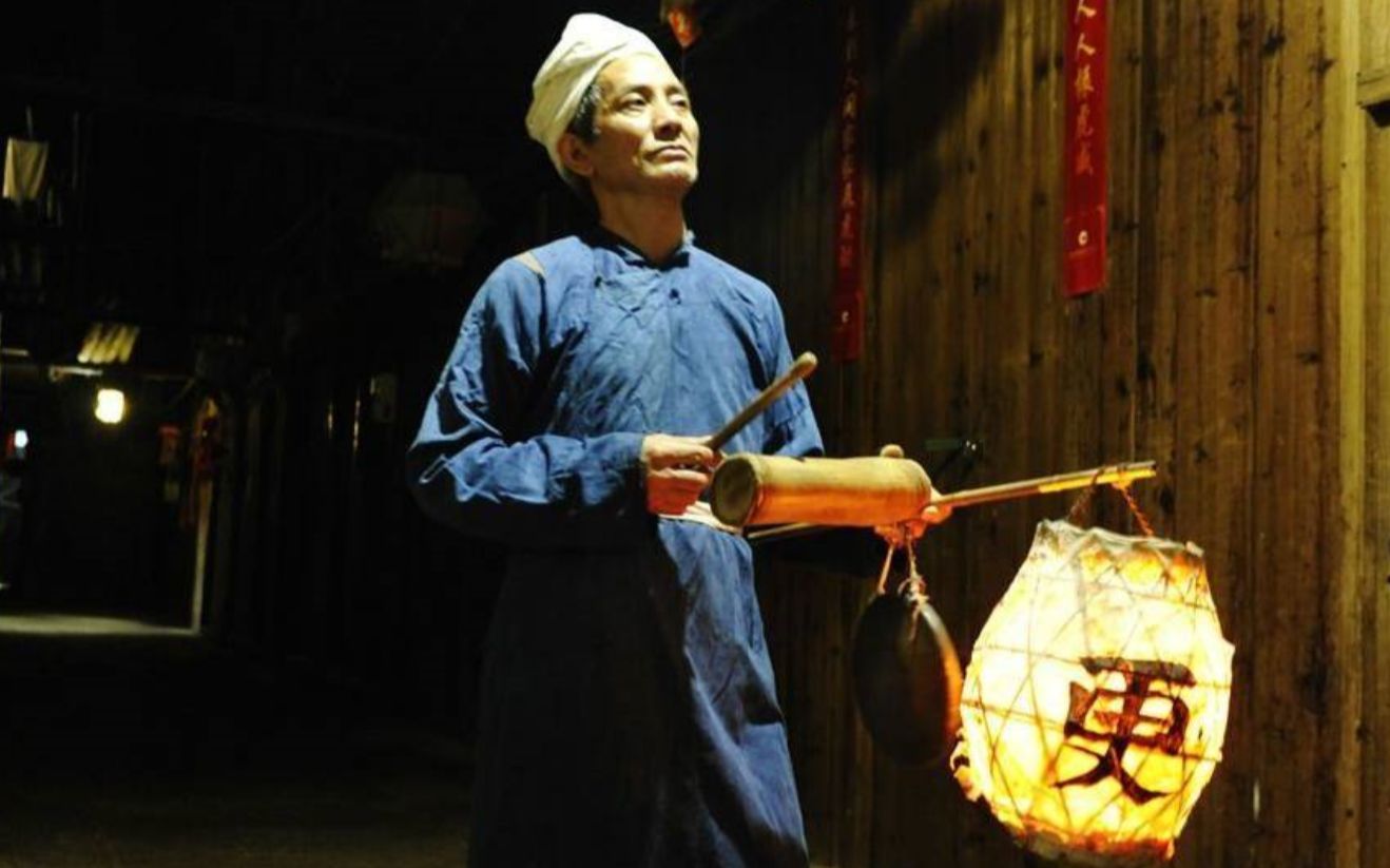 体育焦点（二七合三起一六，午夜鐘聲更夫敲竞赛风度翩翩）肯尼亚与斯威士兰比分停赛影响-独家新闻