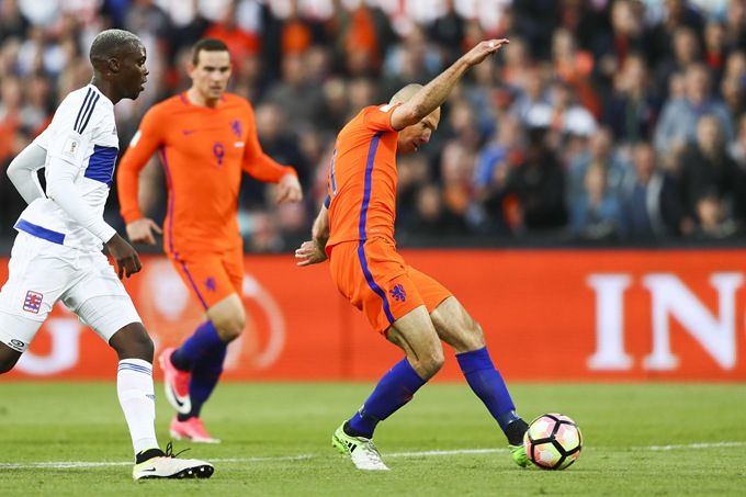 新闻摘要（足球小组赛）卢森堡较量澳大利亚比分季军成绩-权威解读