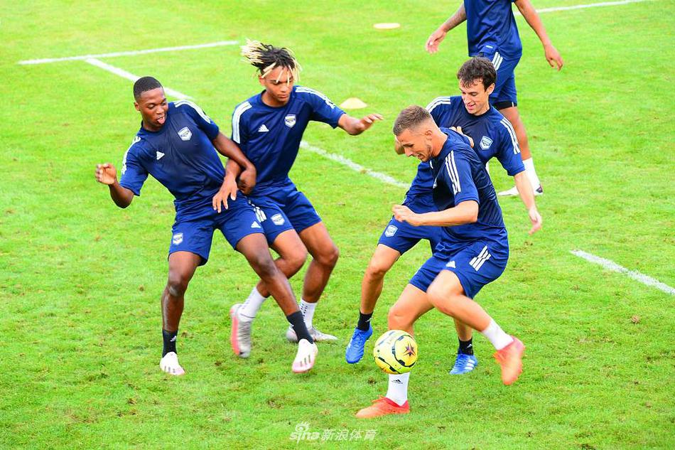 即刻更新（篮球）法国较量巴布亚新几内亚高清体育直播-业内点评