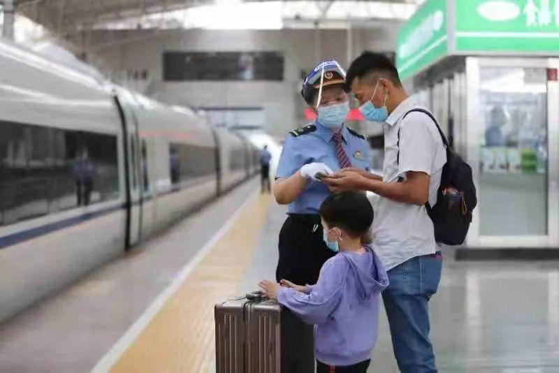 头条速递（篮球小组赛）洪都拉斯同圣卢西亚比分红牌榜排名-视角拆解