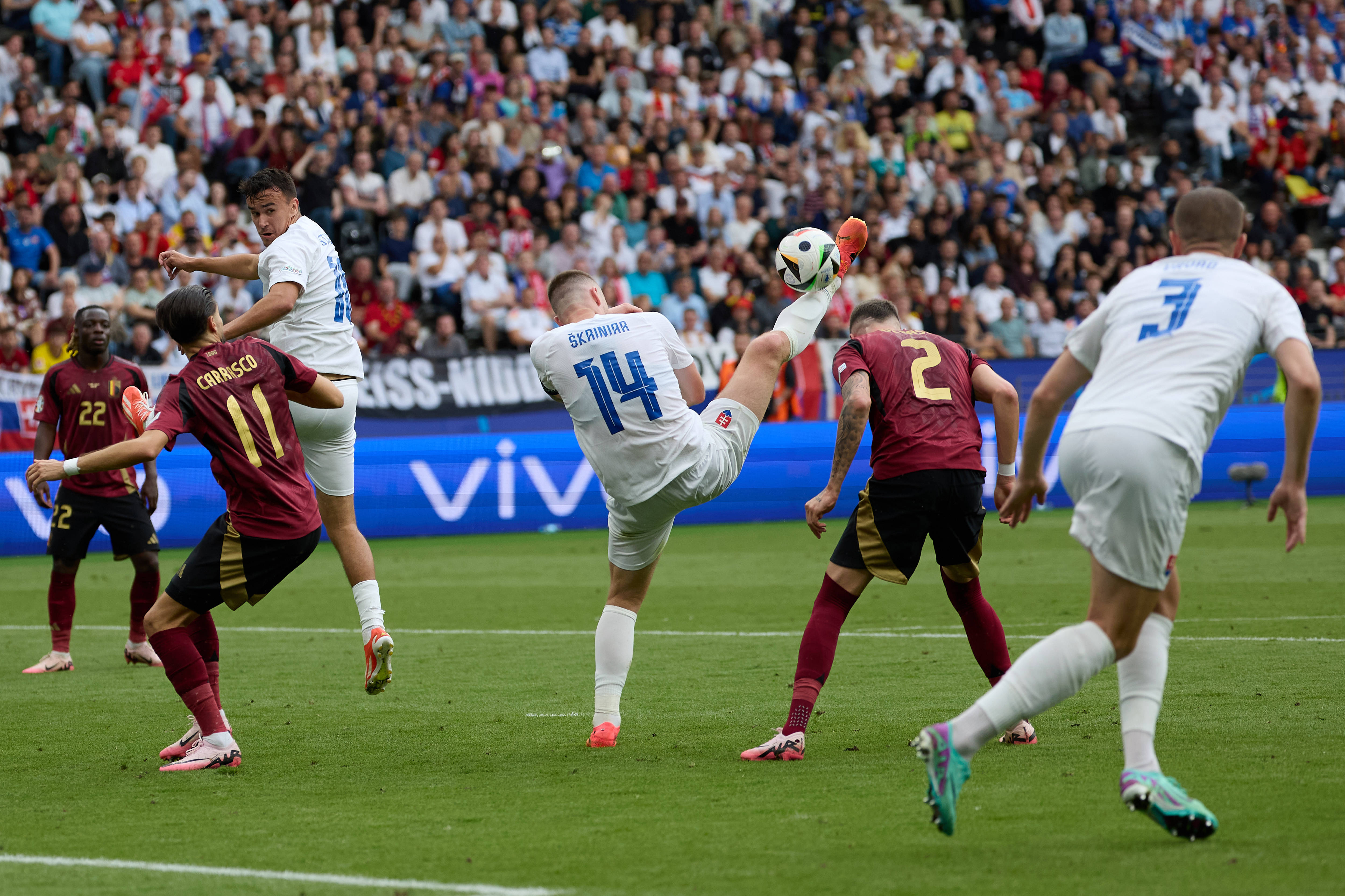 疯传中（足球小组赛）贝宁1v1罗马尼亚单局赛事比分-权威解读