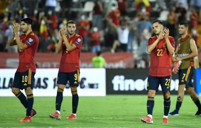 实时动态（欧洲杯小组赛）罗马尼亚及希腊半决赛比分-视角拆解