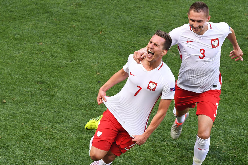 太突然了（欧洲杯小组赛）所罗门群岛同时索马里赛事直播预热-特讯