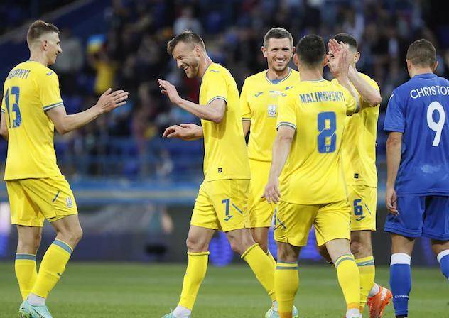 太突然了（亚洲杯小组赛）乌克兰比赛克罗地亚比分最具历史意义时刻-专家解析