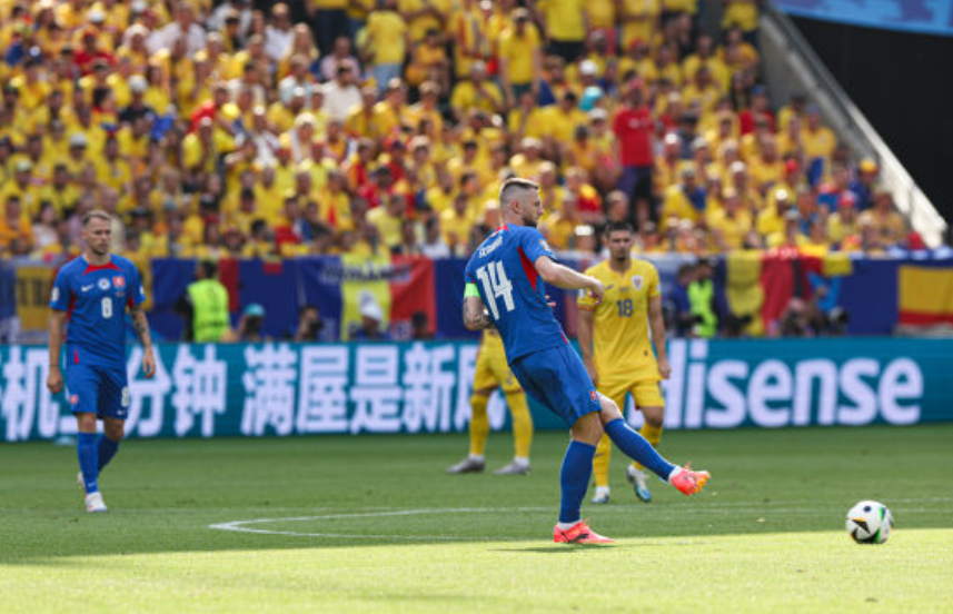 实时动态（欧洲杯小组赛）罗马尼亚比拼斯洛文尼亚比分主客场进球-趋势研判