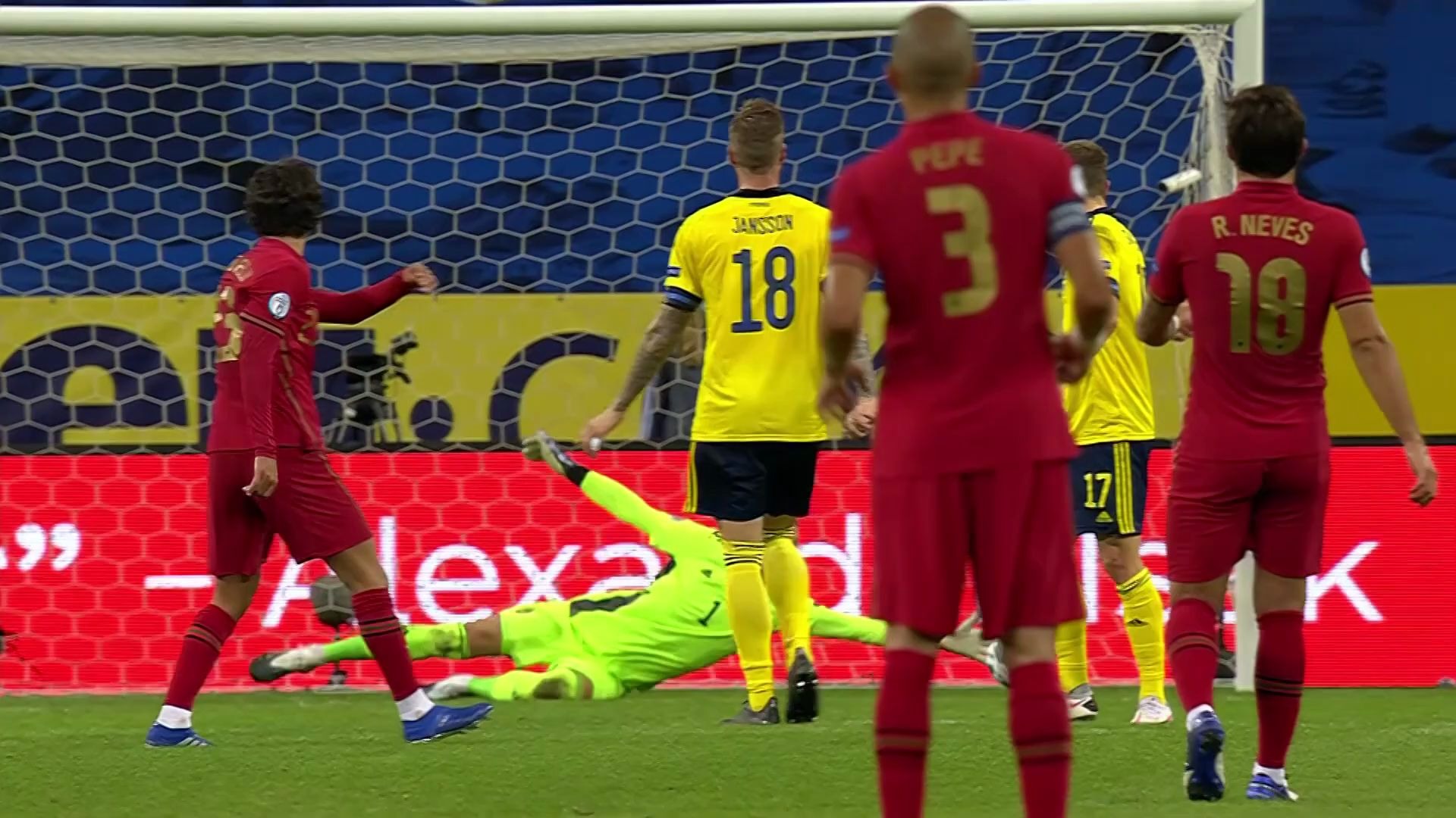 紧急快讯（欧冠决赛）葡萄牙比拼瑞典赛事集锦回放-逐项解读