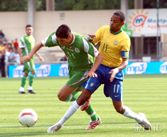 资讯快报（欧冠小组赛）阿尔及利亚比拼加拿大付费体育直播-独家解读