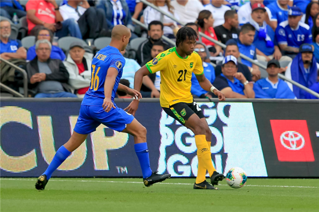 史诗级（足球）牙买加比拼爱沙尼亚赛事直播切换-独家新闻