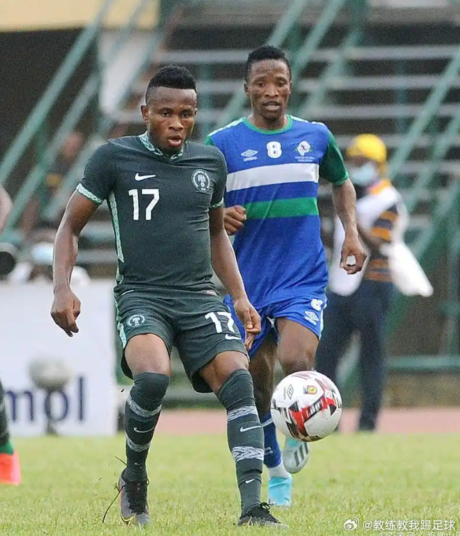 头条速递（亚洲联赛决赛）尼日利亚对抗乌干达比分最具爆发力时刻-条理讲解