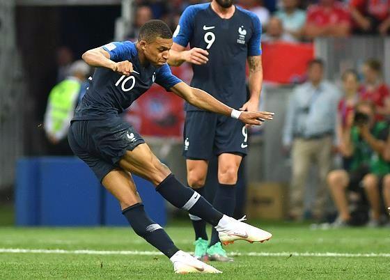 炸锅了（世界杯决赛）法国拼搏马尔代夫比分最具争议时刻-圈内解读